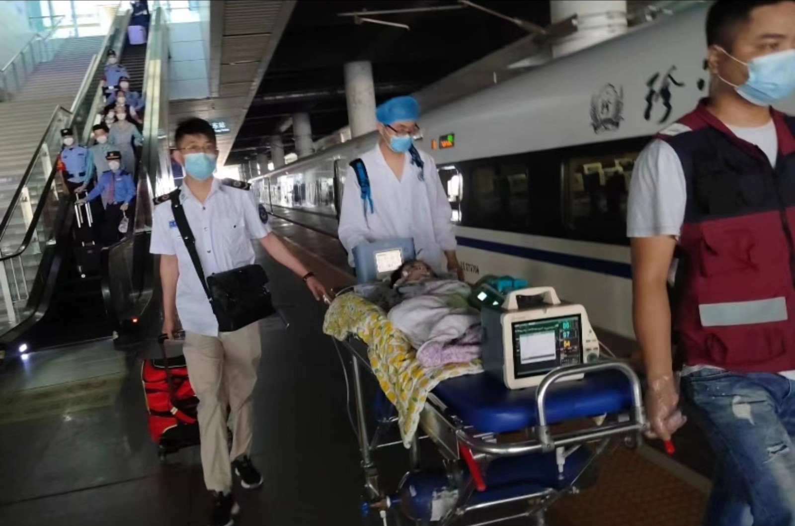 赵县高铁转运公司